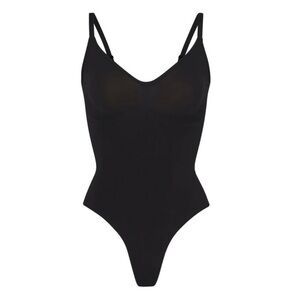 SKIMS Seamless Sculpt Thong Bodysuit NWOT